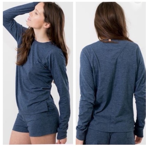 Lunya Restore Long Sleeve Crew Neck Tee Shirt Navy Blue Size Small EUC - Picture 1 of 9